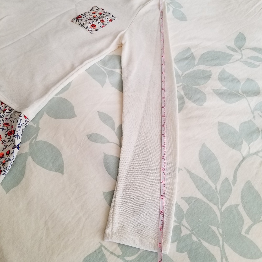 Million Bullpup Flower Flutter Sweater - Picture 5 of 8